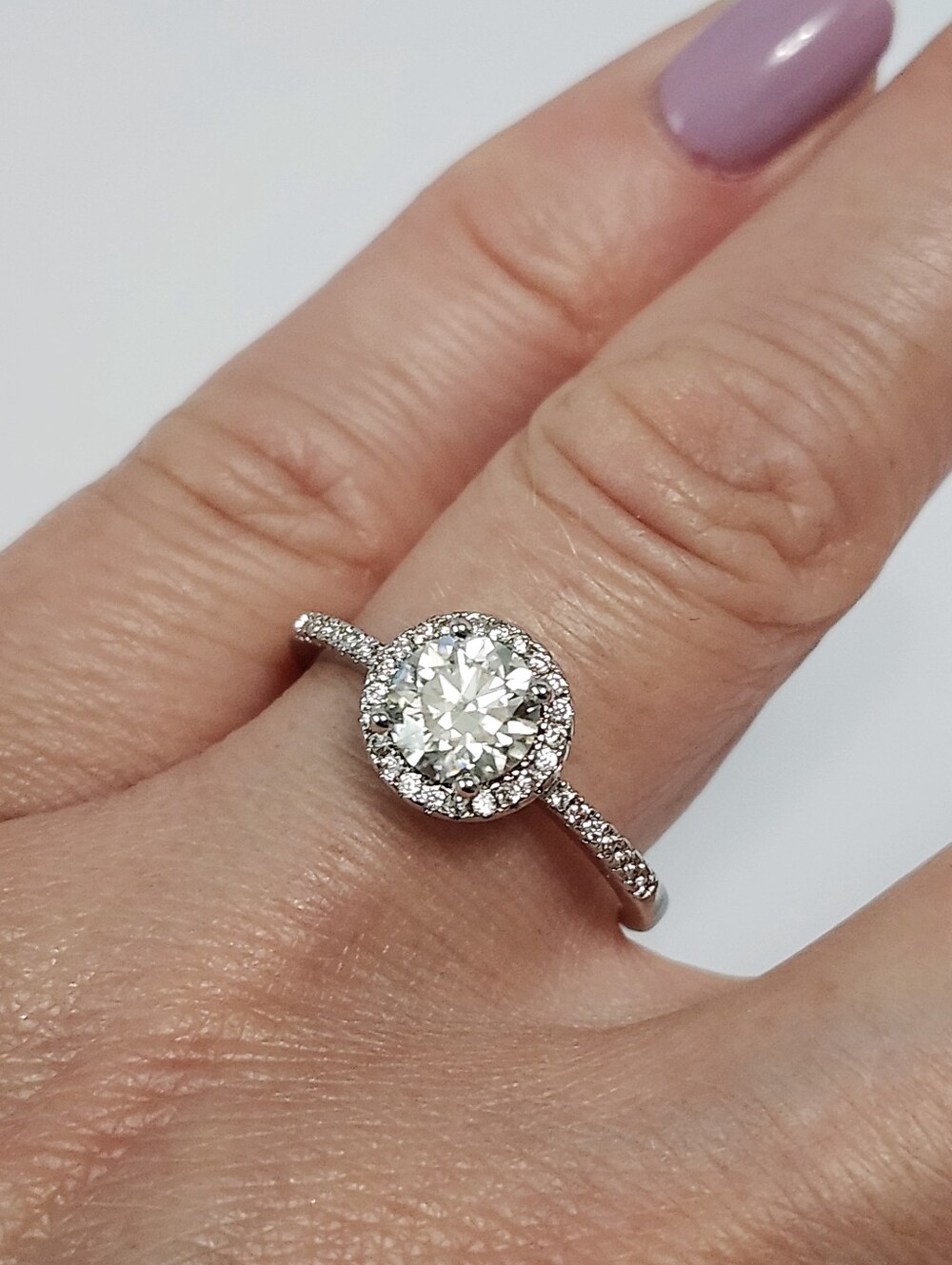 1.00 ct D-VVS1 Halo Moissanite Sterling Silver Ring size 7 Certificate